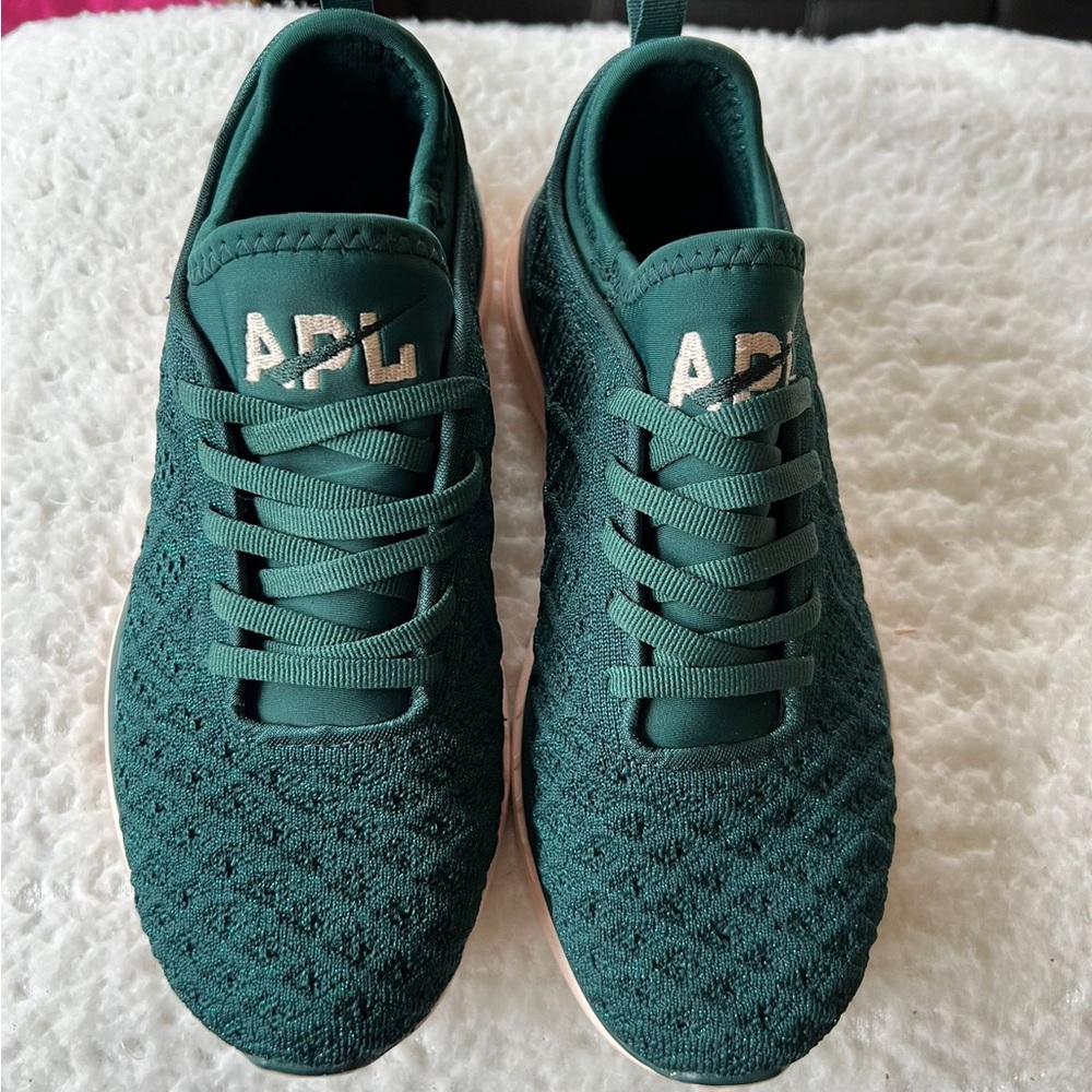 Athletic Propulsion Lab APL Womens Techl Phantom Running Shoes